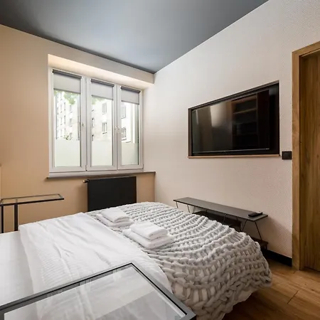 Gorczewska Loft By Bookinghost *