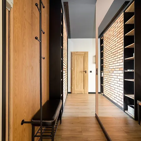 Gorczewska Loft By Bookinghost *